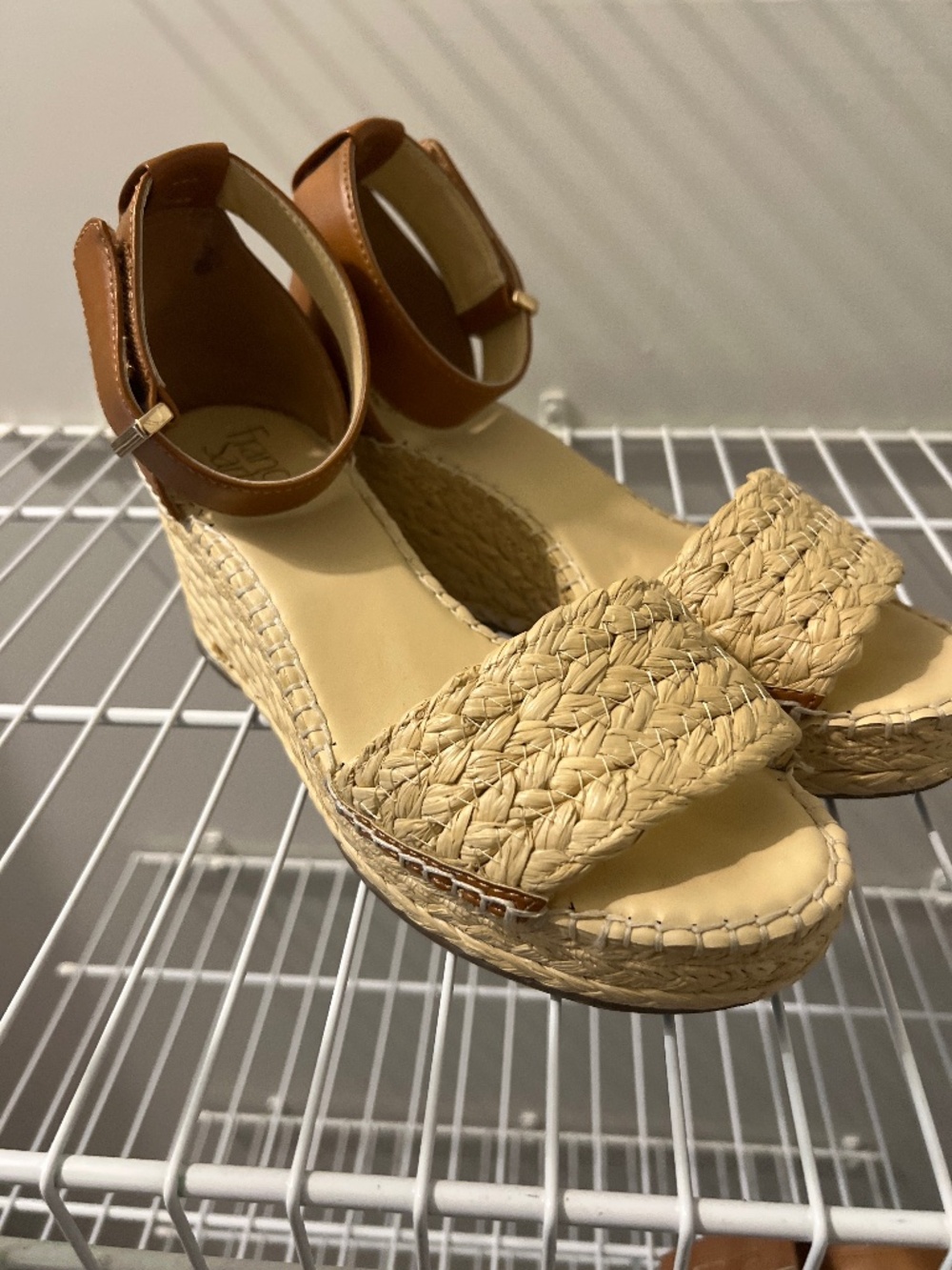 Size 9 Straw Wedges